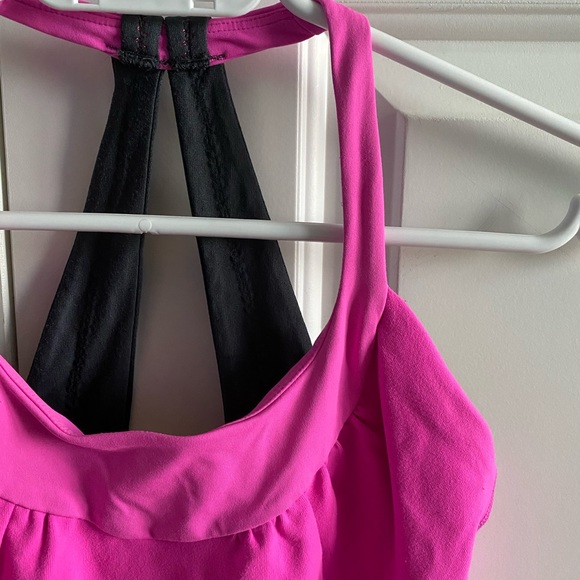Lululemon hot pink and grey tank - Picture 3 of 5